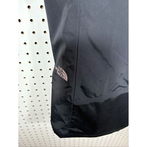 The North Face Woman’s snowboard/ski pants size S - Picture 10 of 12